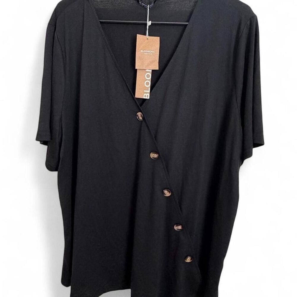 Bloomchic Women's Black Blouse With Asymmetrical Button Detail Size 18-20